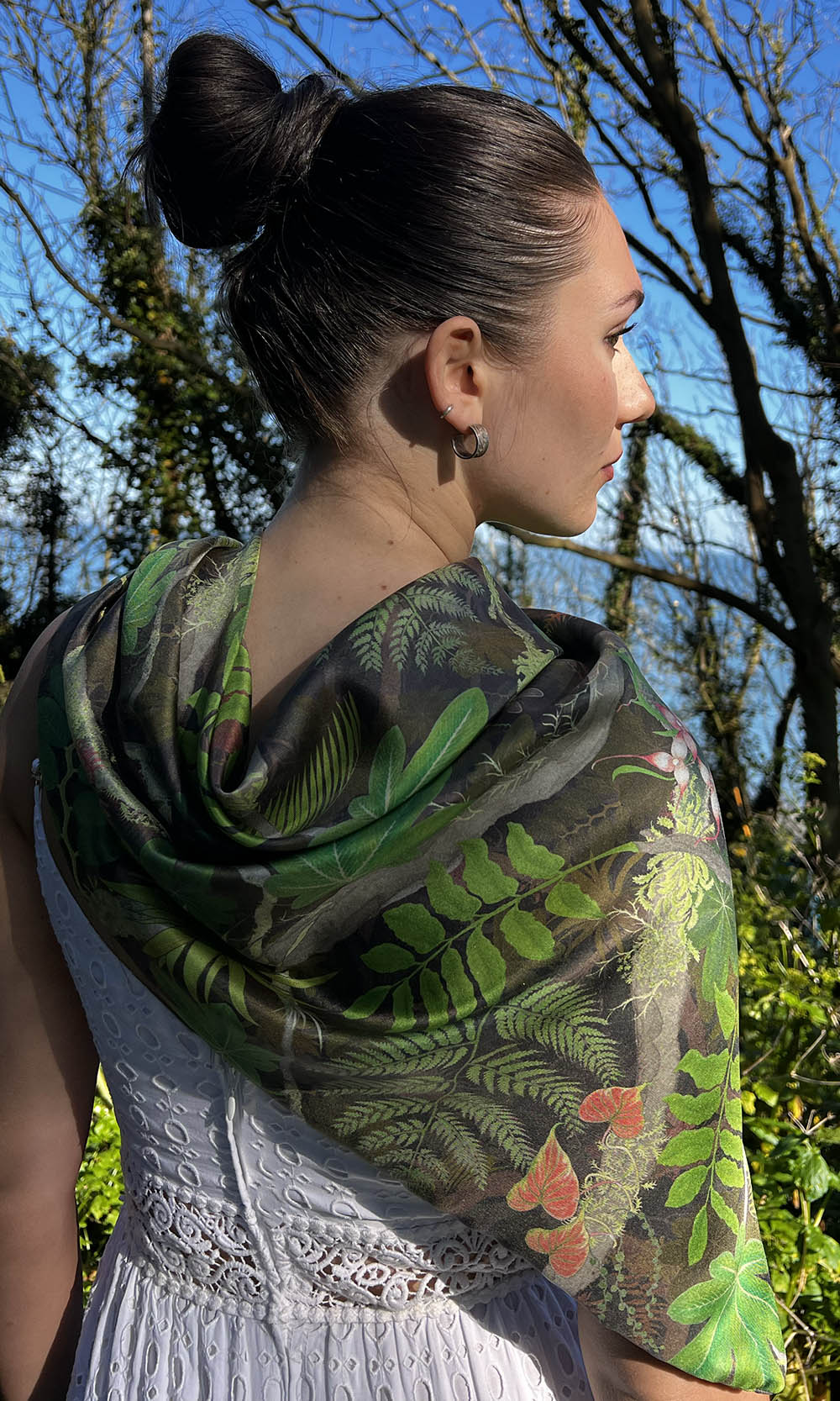 Los Cedros beetle silk tri wrap